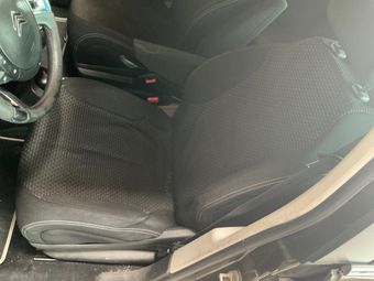 Citroen C4 Picasso 1.6 HDi Business 2010 – снимка на щета 31