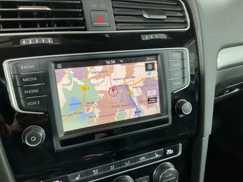 Volkswagen Golf VII 1.6 TDI Allstar BlueMotion Tech 2016 – снимка на щета 51