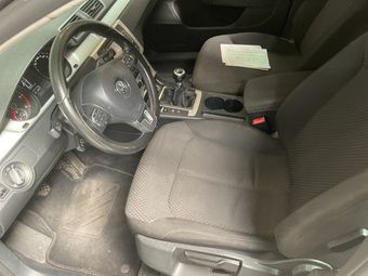 Volkswagen Passat 1.6 TDI Trendline BlueMotion Tech 2012 – снимка на щета 14