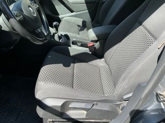 Volkswagen Golf VI 1.6 TDI Trendline BlueMotion Tech 2011 – снимка на щета 14