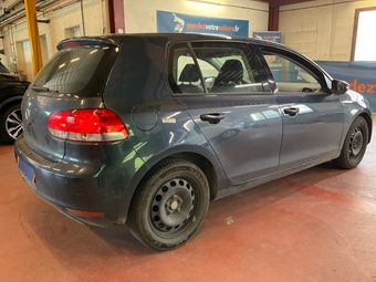 Volkswagen Golf VI 1.6 TDI Comfortline 2010 – снимка на щета 30