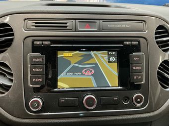 Volkswagen Tiguan 2.0 TDI Karat 4Motion BlueMotion Tech 2012 – снимка на щета 65