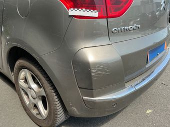 Citroen C4 Picasso 1.6 HDi Millenium 2010 – снимка на щета 19