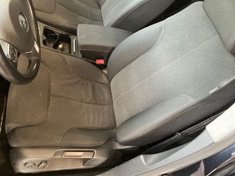 Volkswagen Passat 1.6 TDI Business Trendline BlueMotion Tech 2010 – снимка на щета 28