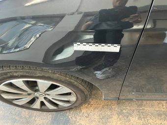 Volkswagen Passat 1.6 TDI Business Trendline BlueMotion Tech 2010 – снимка на щета 23