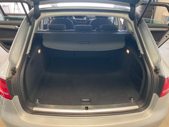 Audi A4 2.0 TDI Attraction 2011 – снимка 53