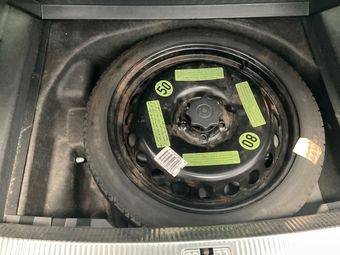 Audi A4 2.0 TDI Attraction 2011 – снимка 52