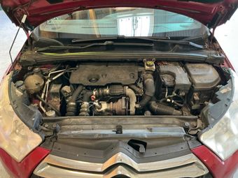 Citroen DS4 1.6 HDi Chic 2011 – снимка 44