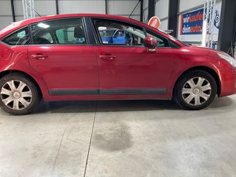 Citroen C4 2.0 HDi VTR 2010 – снимка на щета 34
