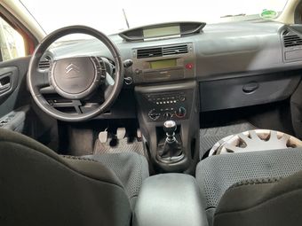 Citroen C4 2.0 HDi VTR 2010 – снимка на щета 30