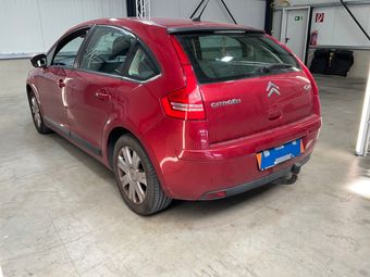 Citroen C4 2.0 HDi VTR 2010 – снимка на щета 22