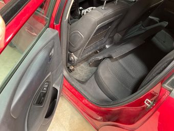 Citroen C4 2.0 HDi VTR 2010 – снимка на щета 31