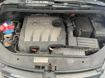 Volkswagen Golf VI Plus 1.6 TDI Team 2010 – снимка на щета 8