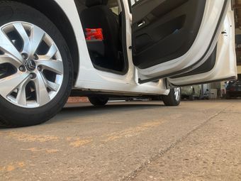 Citroen C4 Grand Picasso 1.6 e-HDi Attraction 2014 – снимка на щета 30