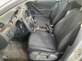 Volkswagen Passat 1.6 TDI Trendline BlueMotion Tech 2010 – снимка на щета 31