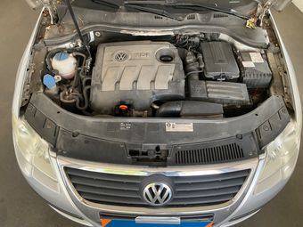 Volkswagen Passat 1.6 TDI Trendline BlueMotion Tech 2010 – снимка на щета 41