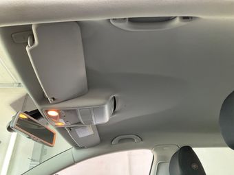 Volkswagen Passat 1.6 TDI Trendline BlueMotion Tech 2010 – снимка на щета 33