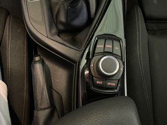 BMW 1er 116d EfficientDynamics Sport Line 2017 – снимка на щета 47