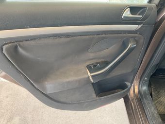 Volkswagen Golf VI 1.6 TDI Advance 2012 – снимка на щета 18