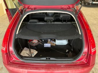 Citroen C4 1.6 HDi Confort 2010 – снимка на щета 21