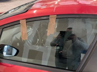 Citroen C4 1.6 HDi Confort 2010 – снимка на щета 28