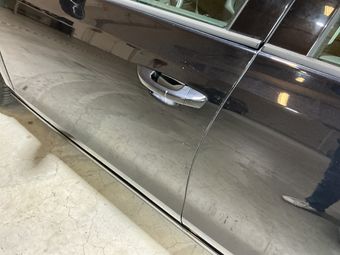 Volkswagen Golf VI 1.6 TDI Trendline BlueMotion Tech 2011 – снимка на щета 10