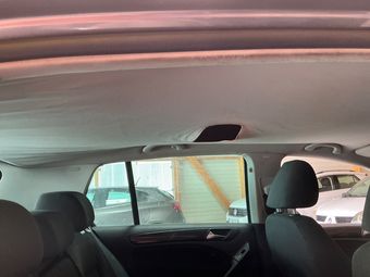 Volkswagen Golf VI 1.6 TDI Comfortline BlueMotion Tech 2010 – снимка на щета 27