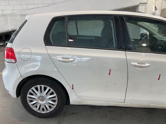 Volkswagen Golf VI 1.6 TDI Trendline 2012 – снимка на щета 20