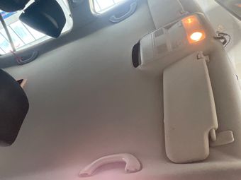 Volkswagen Golf VI 1.6 TDI Trendline 2012 – снимка на щета 17