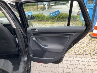 Volkswagen Golf VI 1.6 TDI Comfortline BlueMotion Tech 2012 – снимка на щета 12