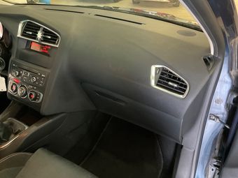 Citroen C4 1.6 HDi Confort 2011 – снимка на щета 19