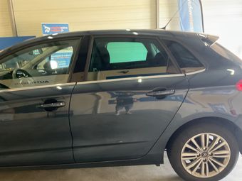 Citroen C4 1.6 HDi Confort 2011 – снимка на щета 37
