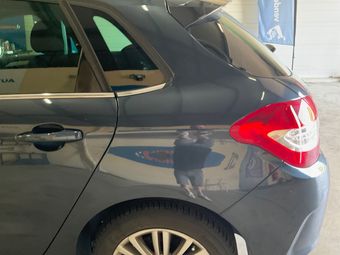 Citroen C4 1.6 HDi Confort 2011 – снимка на щета 31