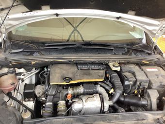 Citroen C4 1.6 Blue-HDi Feel Edition 2015 – снимка на щета 38
