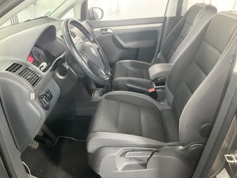 Volkswagen Touran 1.9 TDI Freestyle BlueMotion Tech 2010 – снимка на щета 32