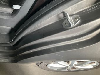 Volkswagen Touran 1.9 TDI Freestyle BlueMotion Tech 2010 – снимка на щета 12