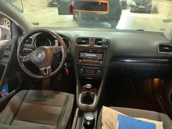 Volkswagen Golf VI 1.6 TDI Comfortline BlueMotion Tech 2011 – снимка на щета 25