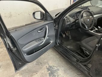 BMW 1er 116d 2010 – снимка на щета 32