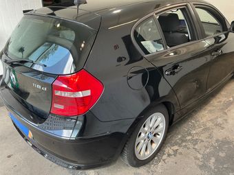 BMW 1er 116d 2010 – снимка на щета 10