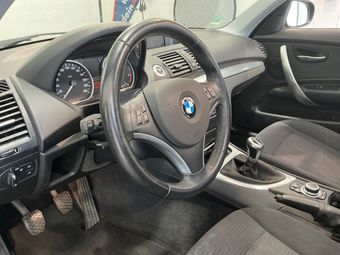BMW 1er 116d 2010 – снимка на щета 35