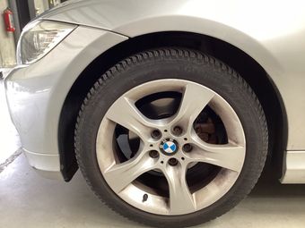 BMW 3er 316d 2011 – снимка на щета 11