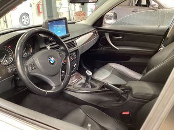 BMW 3er 316d 2011 – снимка на щета 14