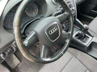 Audi A3 Sportback 1.6 TDIe Attraction 2011 – снимка на щета 26