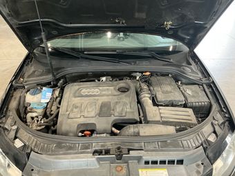 Audi A3 Sportback 2.0 TDI Attraction 2010 – снимка на щета 8