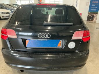 Audi A3 Sportback 2.0 TDI Attraction 2010 – снимка на щета 22
