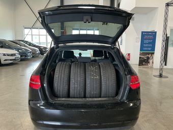 Audi A3 Sportback 2.0 TDI Attraction 2010 – снимка на щета 21
