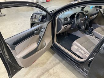 Volkswagen Golf VI 2.0 TDI Comfortline 2010 – снимка на щета 17
