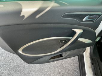 Citroen C5 1.6 HDi Dynamic 2010 – снимка на щета 30