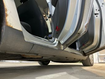 Volkswagen Passat 2.0 TDI Trendline 2010 – снимка на щета 29
