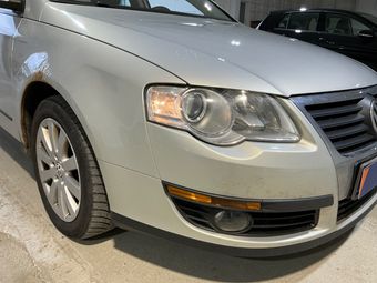 Volkswagen Passat 2.0 TDI Trendline 2010 – снимка на щета 32